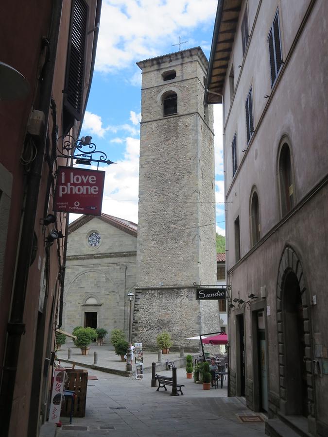 Castelnuovo di Garfagnana - Cathedral of Sts. Peter and Paul