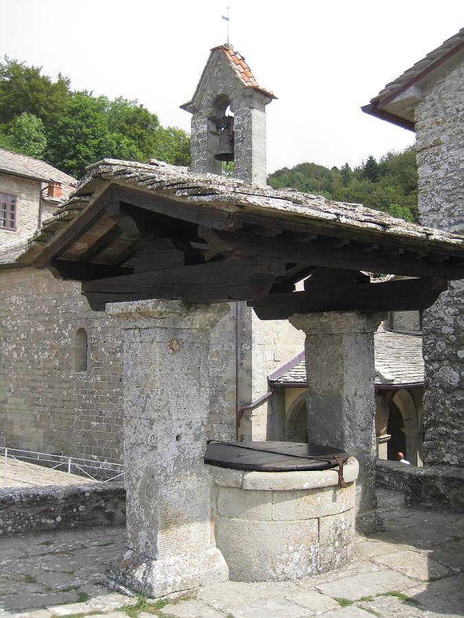 Chiusi della Verna - Santuario Francescano La Verna; Fountain