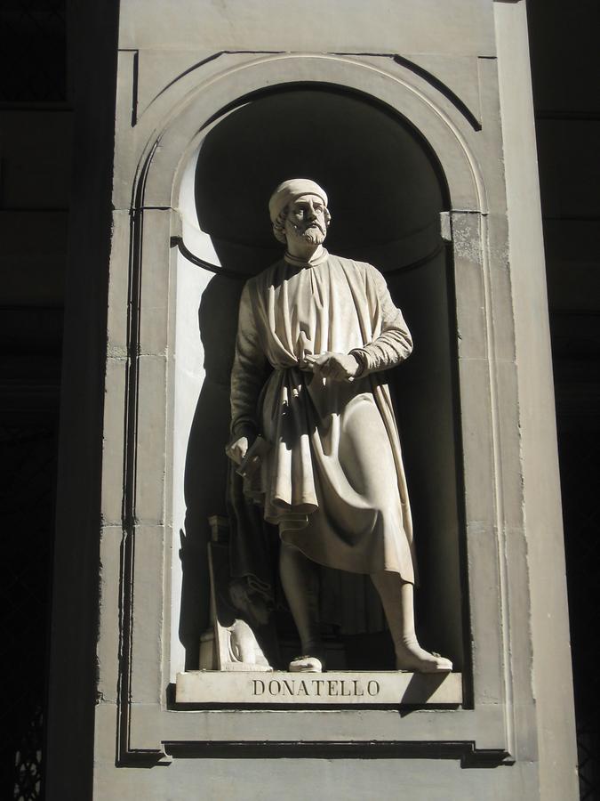 Florence - Piazzale degli Uffizi; Donatello