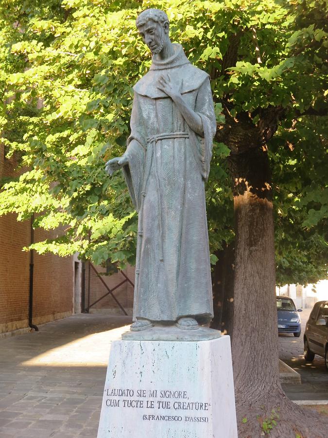 Grosseto - Statue of Saint Francis of Assisi