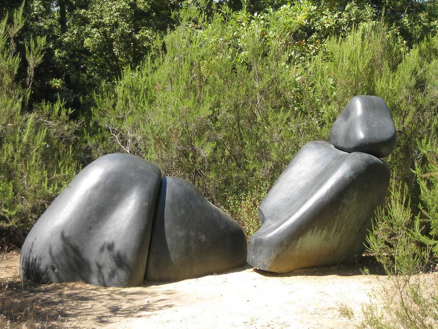 Pievasciata - Chianti Sculpture Park; 'Island', Kim Hae Won