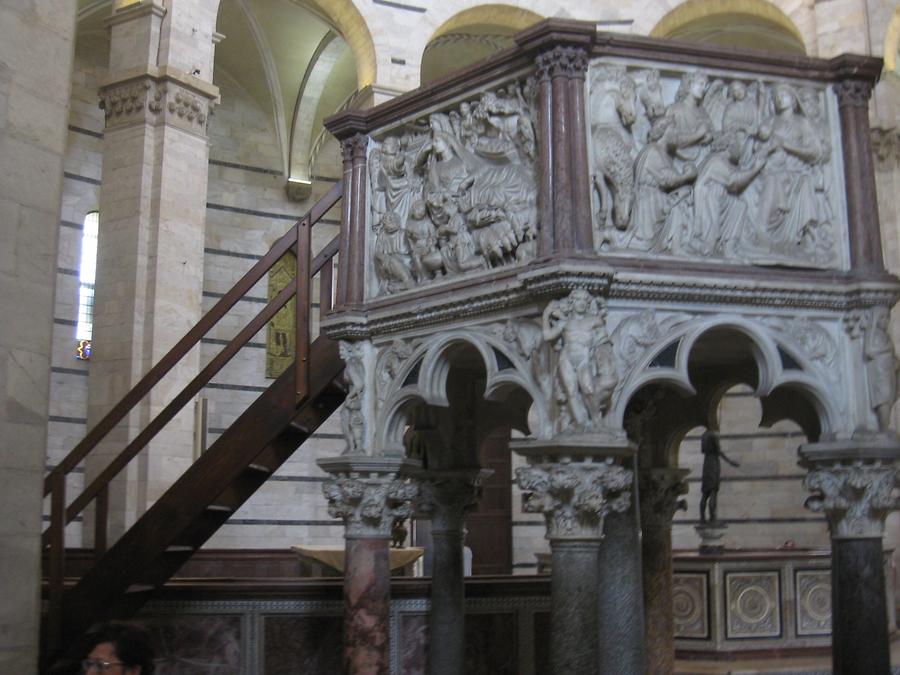 Pisa - Baptistry, Pulpit