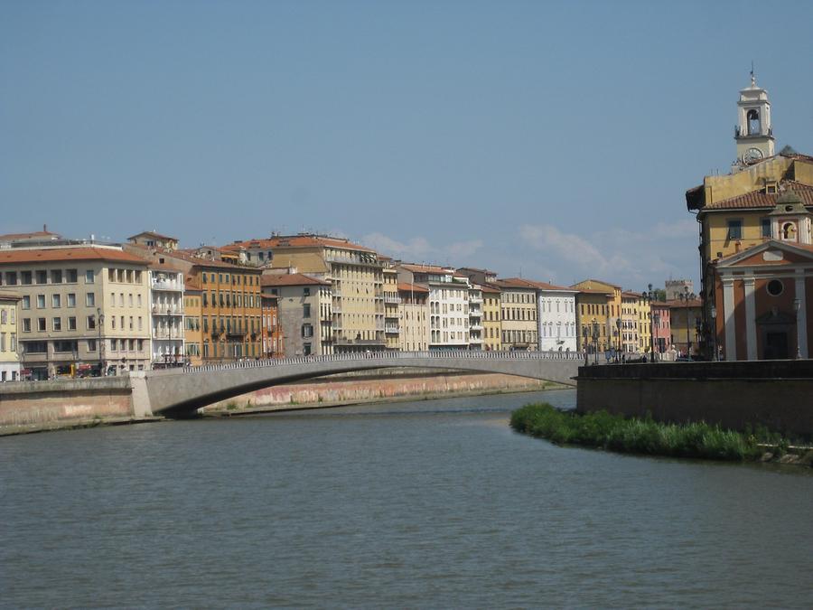Pisa - Ponte di Mezzo across the Arno