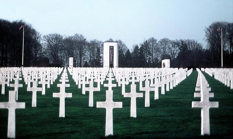 Graves at the Luxembourg