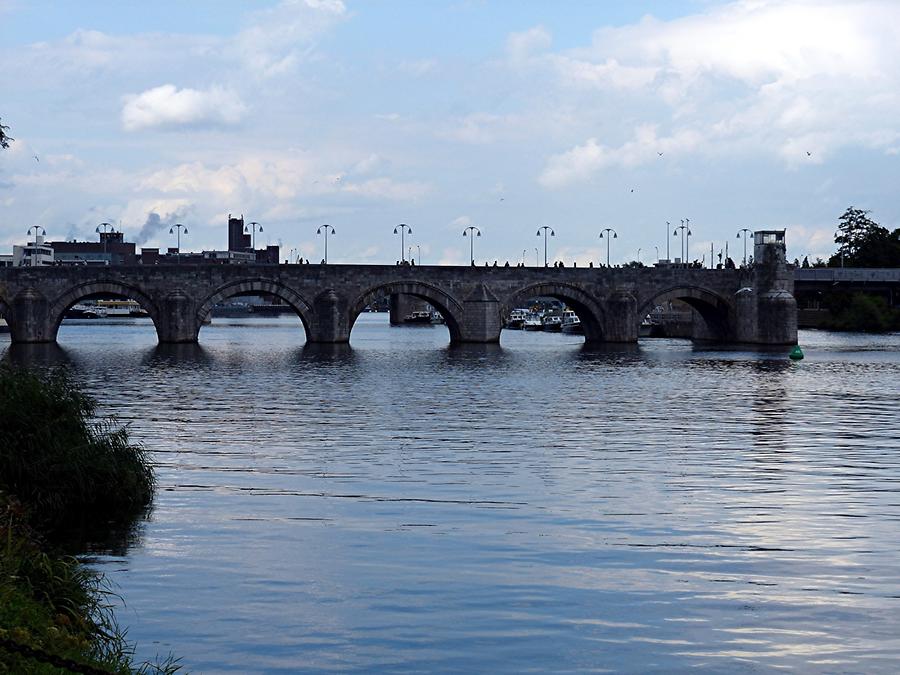 Maastricht - Old Bridge of the Meuse