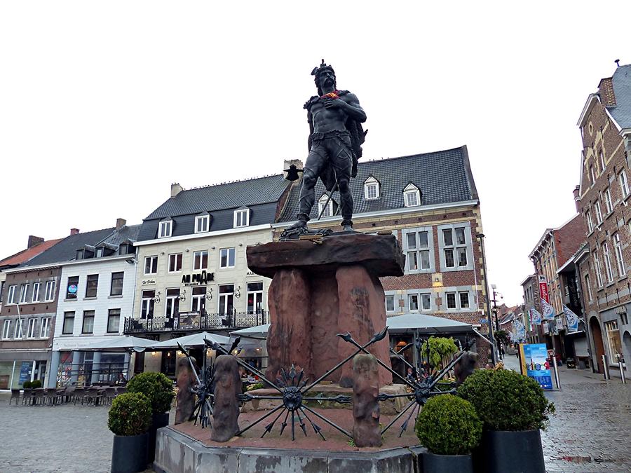 Tongeren - Statue of Ambiorix