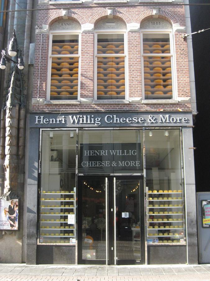 Amsterdam - Kalverstraat - Henri Willig Cheese & More