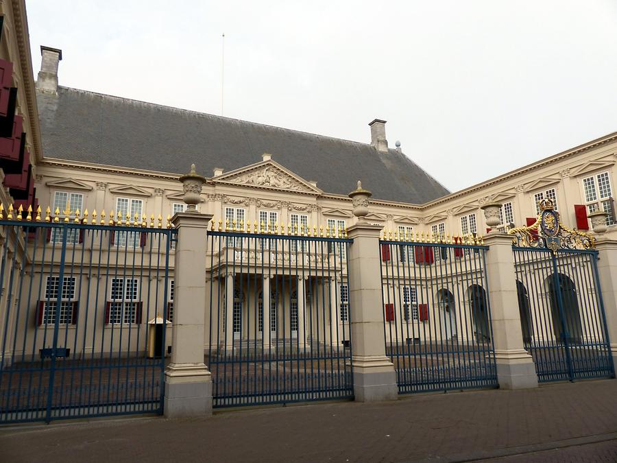 The Hague - The King's City Palace (Paleis Noordeinde)