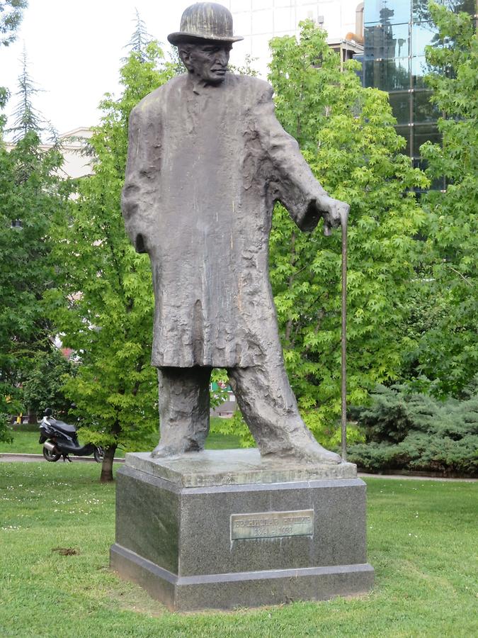 Belgrade - Branislav Nusic Statue on Trg Republike