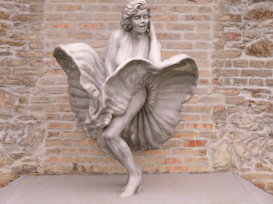 Vrsac - Center for Contemporary Art ArhiLab; Marylin Monroe Sculpture