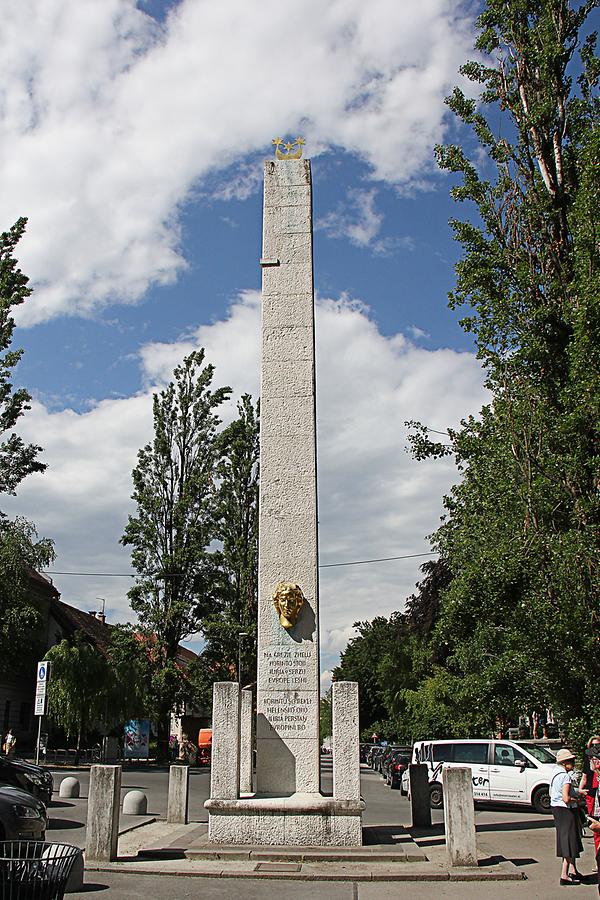 French Revolution Square - Obelisk