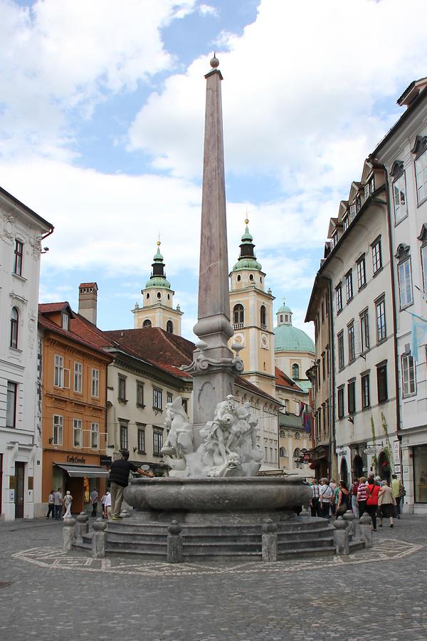 Town Square - Robba Fountain