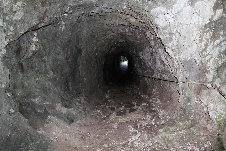 Tolmin Gorge - Tunnel