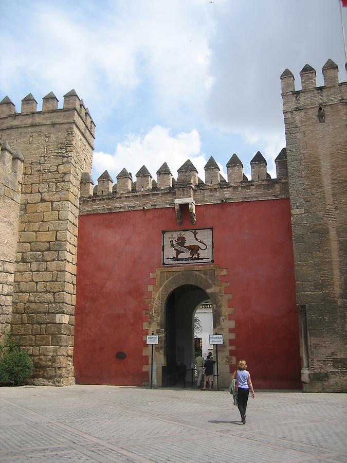 Sevilla - Alcazar - Puerta del Leon