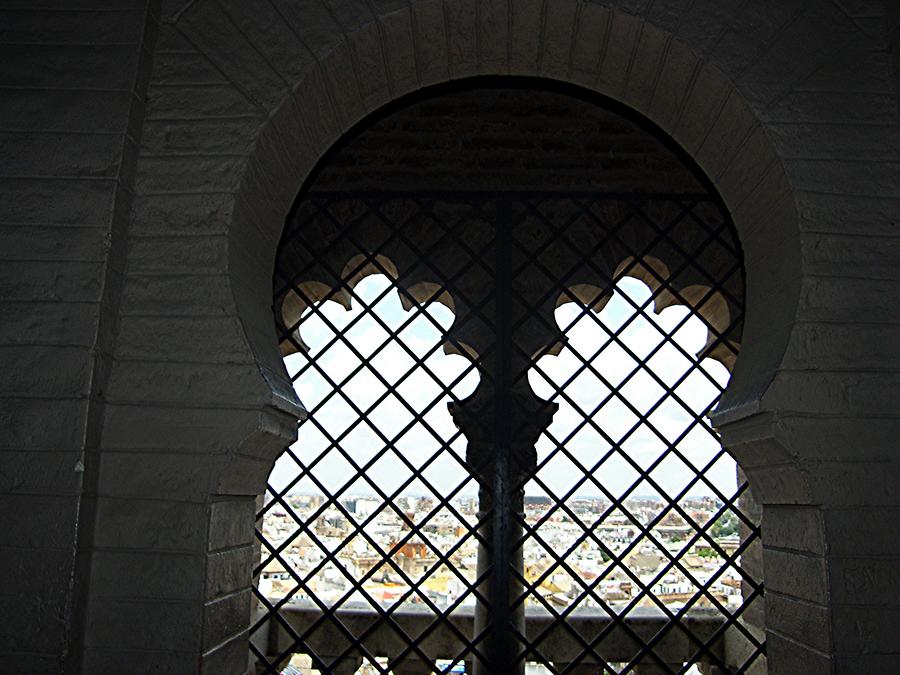 Seville Cathedral – Giralda - Moorisch Window