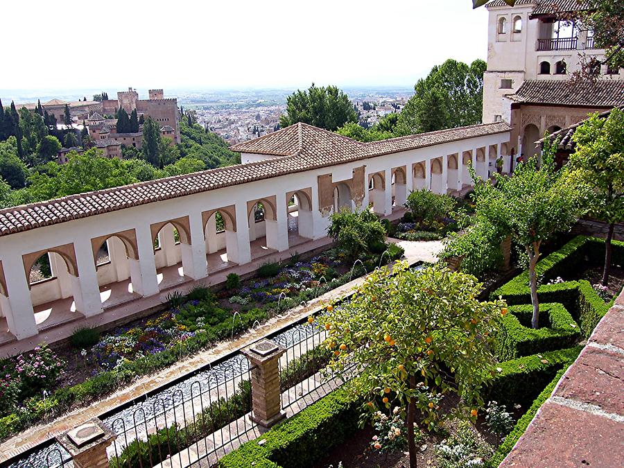 Granada – Alhambra: Generalife with Nasrid Palace
