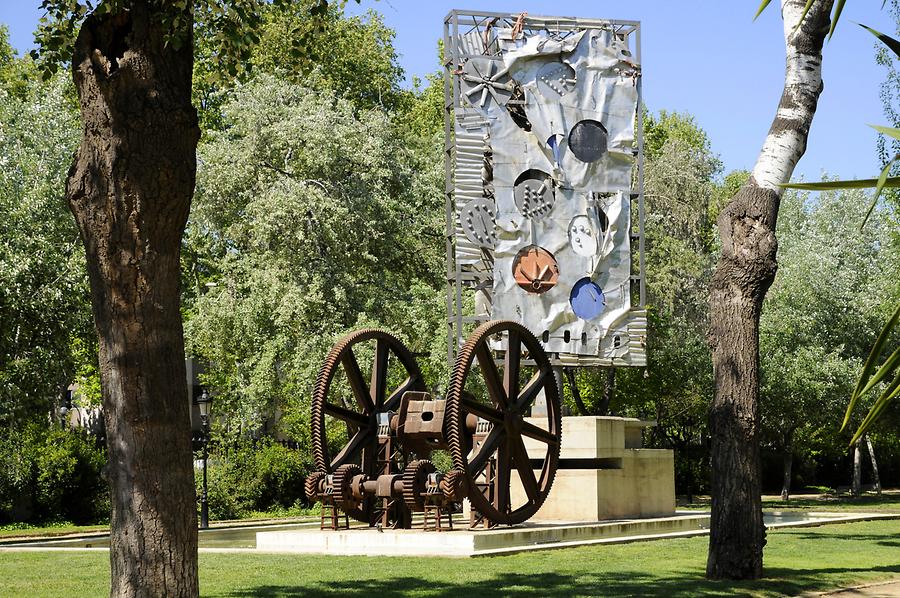 Parc de la Ciutadella - Modern Art