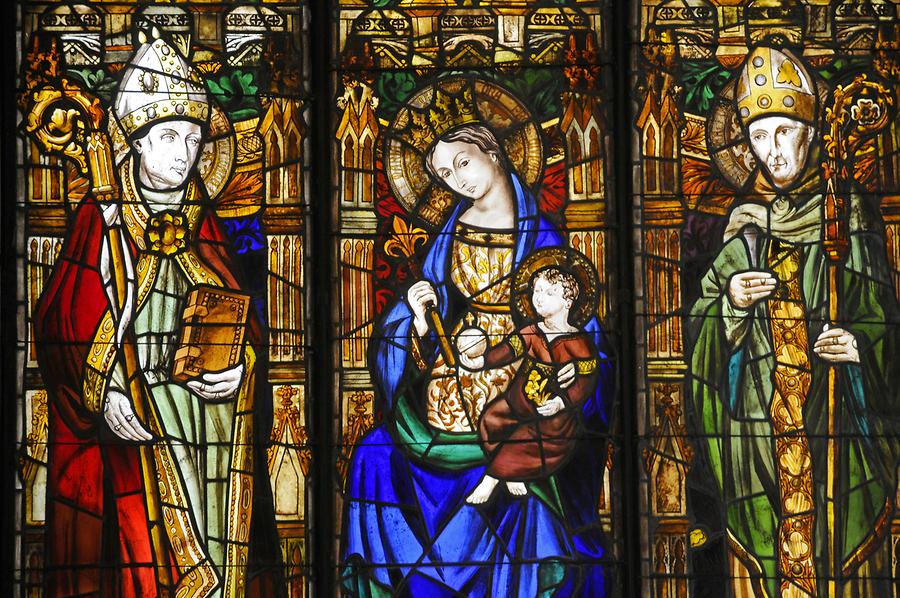 Santa Maria del Pi - Stained-Glass Window