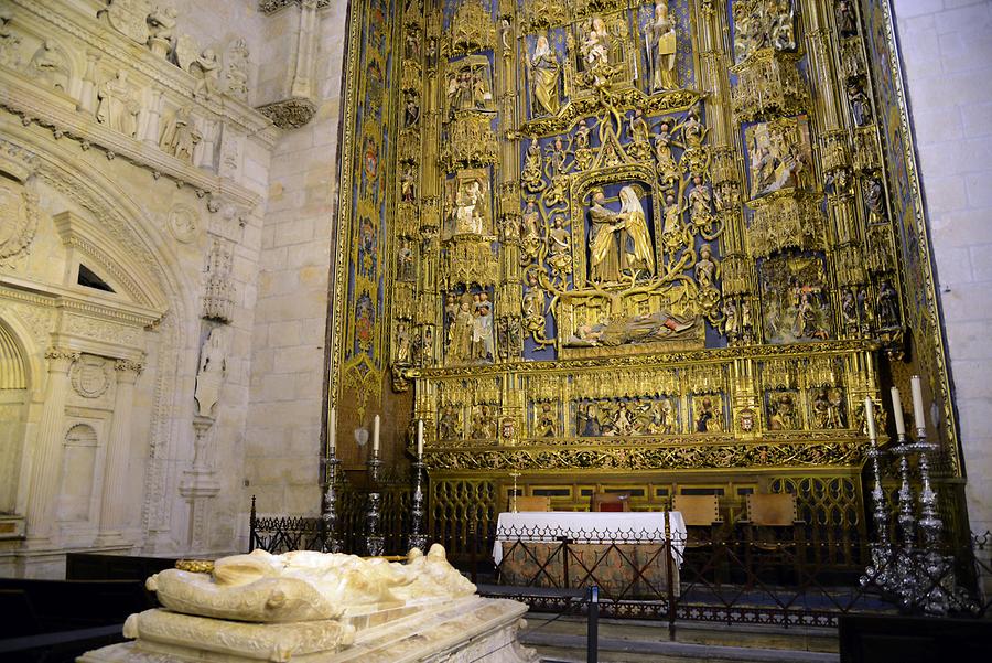 Burgos - Cathedral, Altar