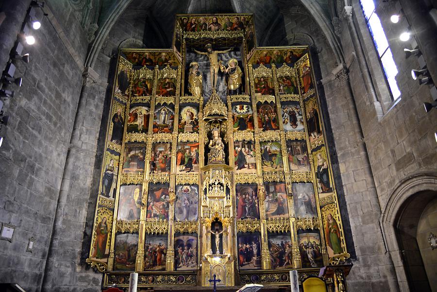 Santa Maria la Real Olite Inside
