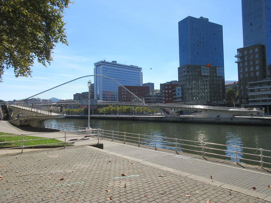 Bilbao - Puente Zubizuri of Santiago Calatrava 1997