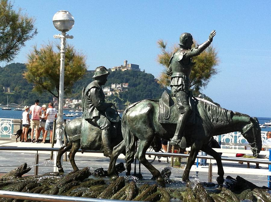 San Sebastian - Sculpture 'Don Quijote & Sancho Panza' of Lorenzo Coullaut-Valera 1929