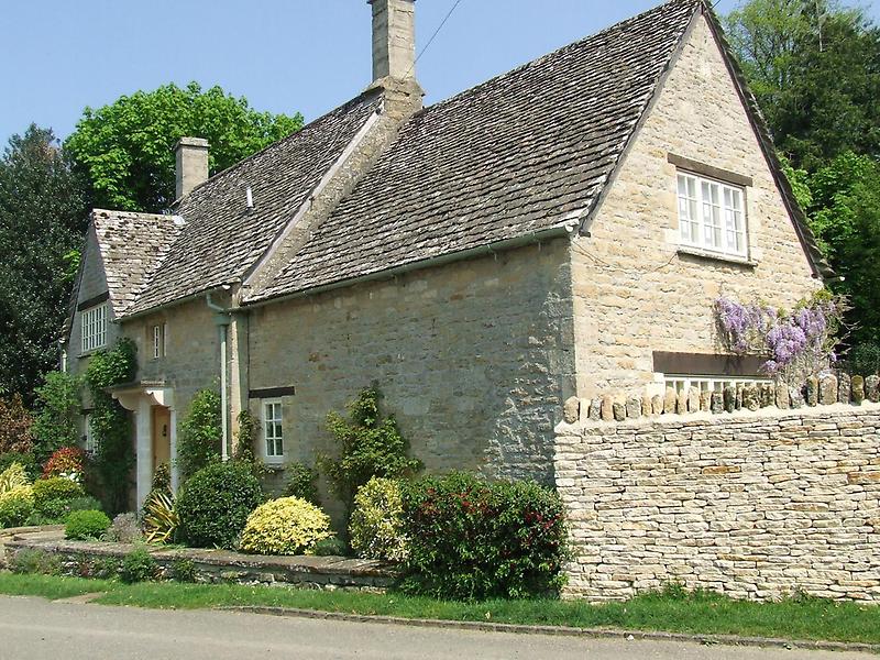 A sturdy Cotswolds house