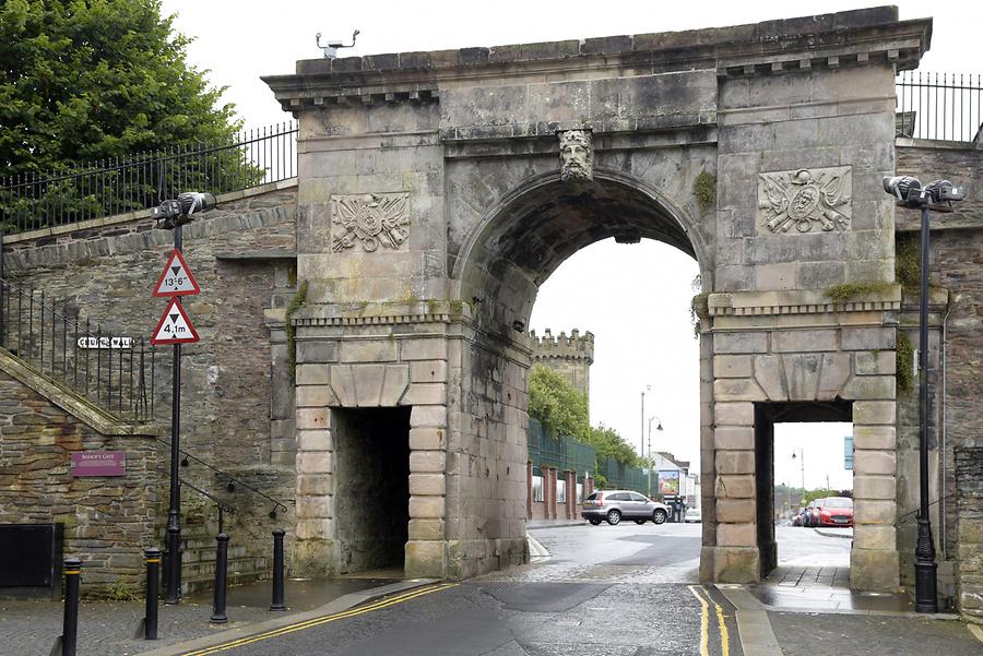 Derry - Bishop's Gate