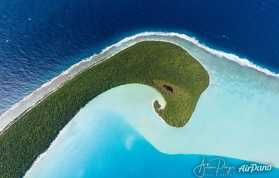 The Billionaires Pool, Motu Oroatera, © AirPano