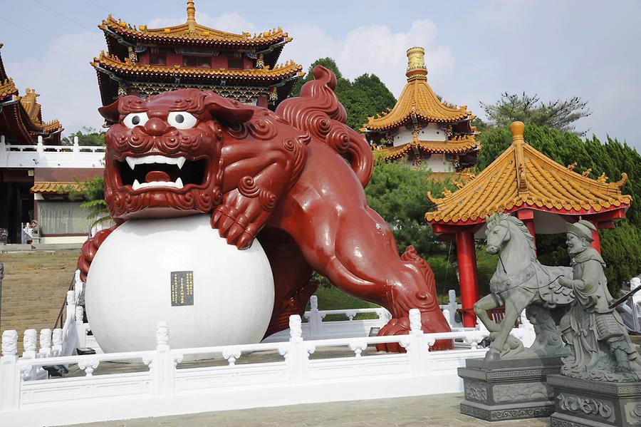 Dragons, Wen Wu Temple