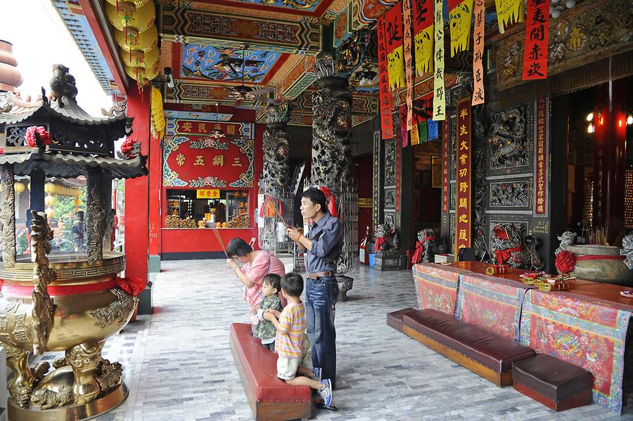Tianfu Temple Lotus Pond