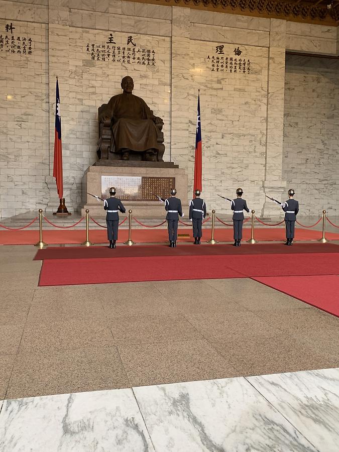 Taipeh - Chiang Kai-shek Memorial Hall