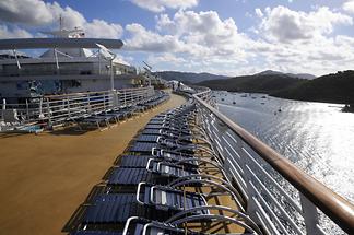 Charlotte Amalie - Cruise Ship